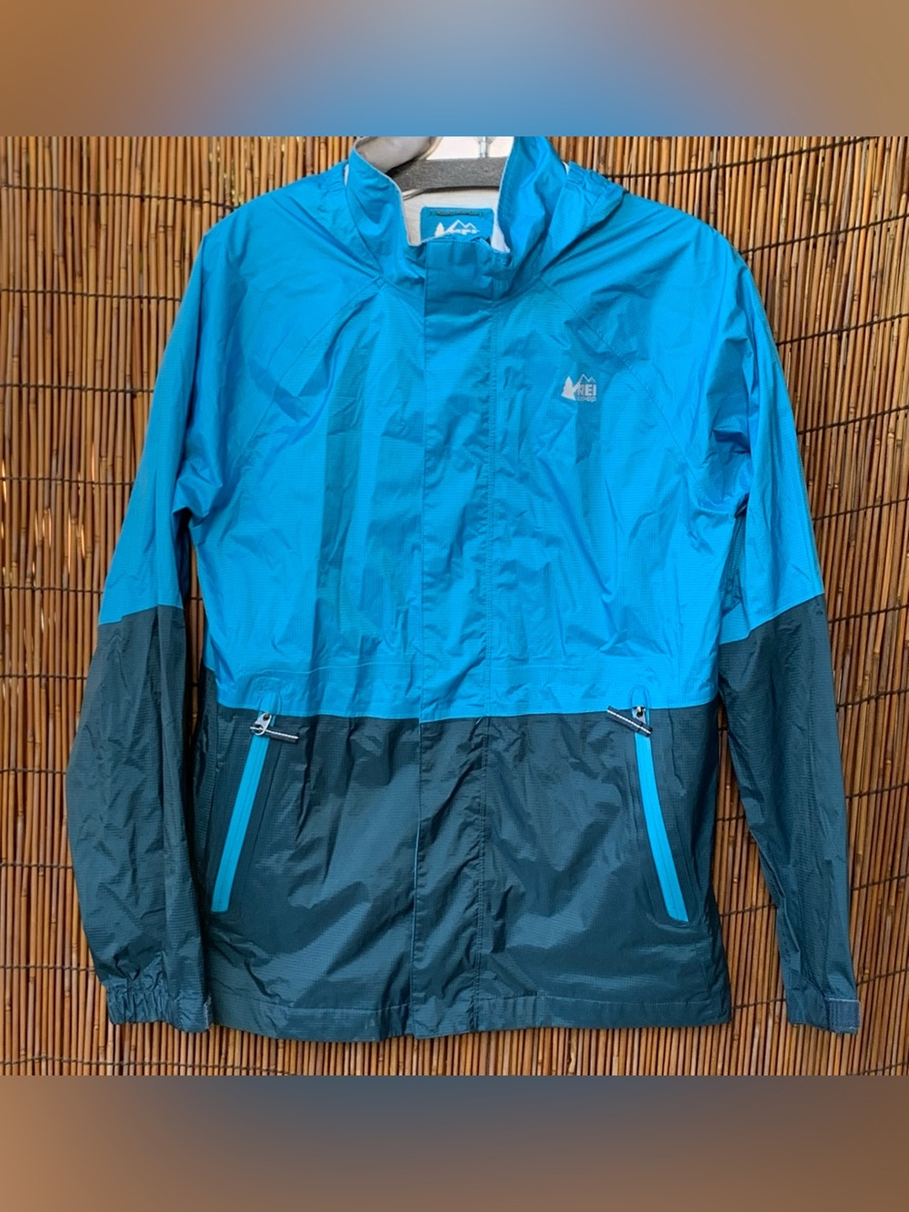 REI Blue Rain Jacket kids XL (18)